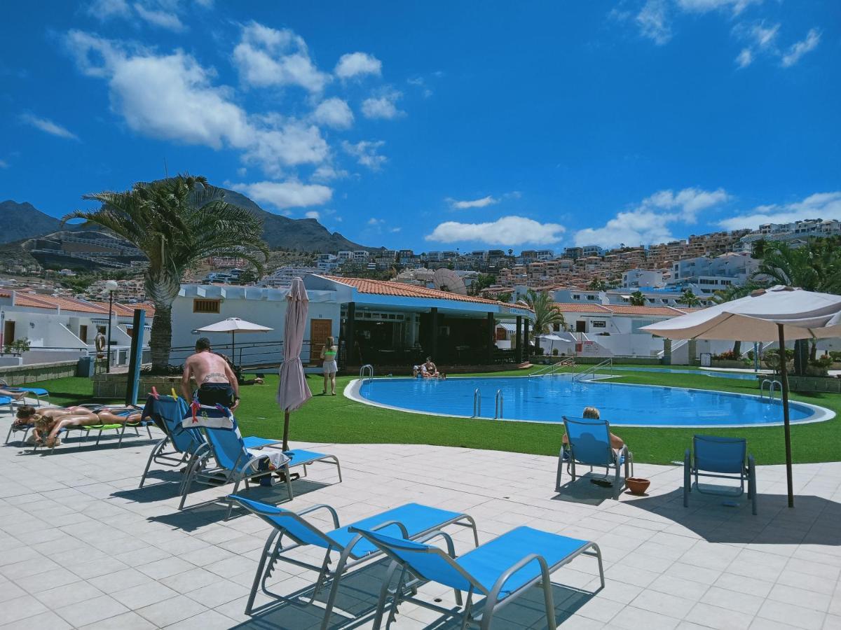 Hotel Malibu Park Адехе Екстериор снимка