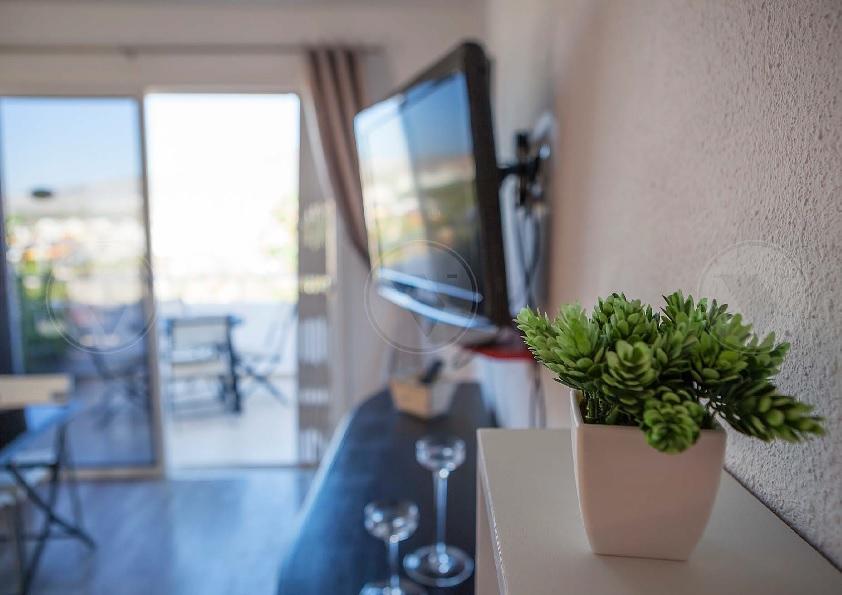 Hotel Malibu Park Адехе Екстериор снимка