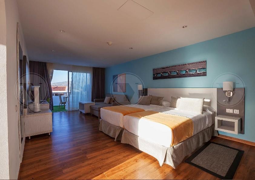 Hotel Malibu Park Адехе Екстериор снимка