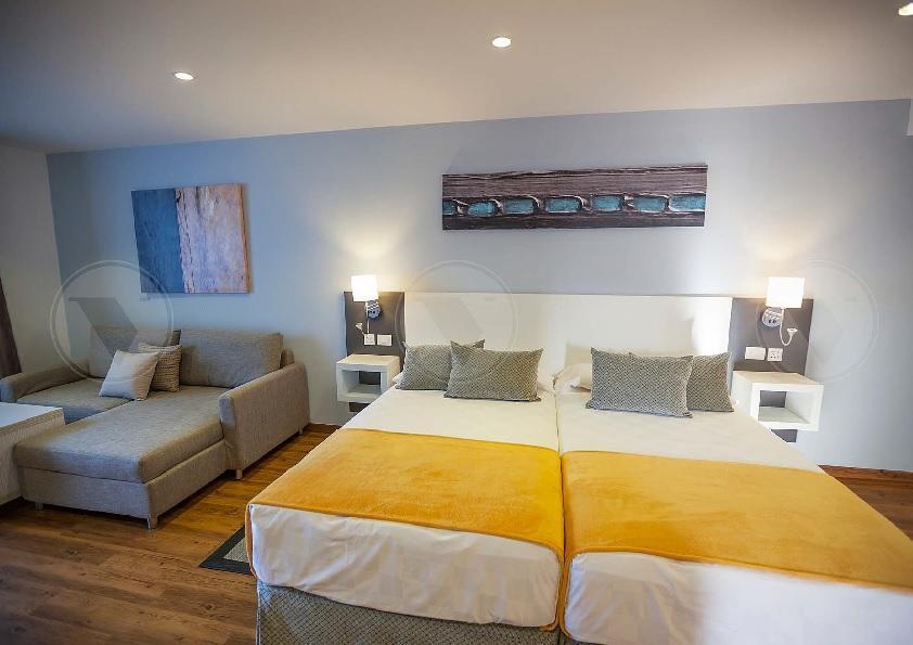 Hotel Malibu Park Адехе Екстериор снимка